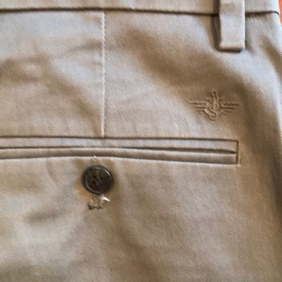 Men’s Gray Dockers - Picture 3 of 5